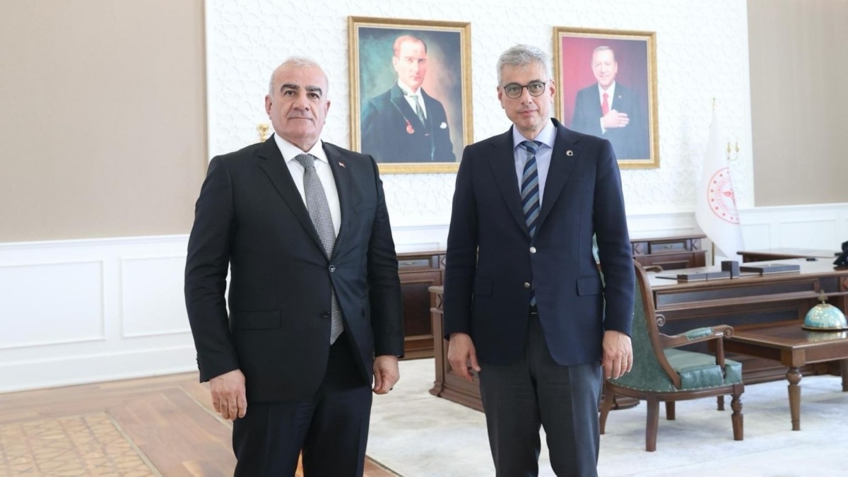 Milletvekili Hüseyin Özhan Sağlık Bakanı Memişoğlu’nu Ziyaret Etti